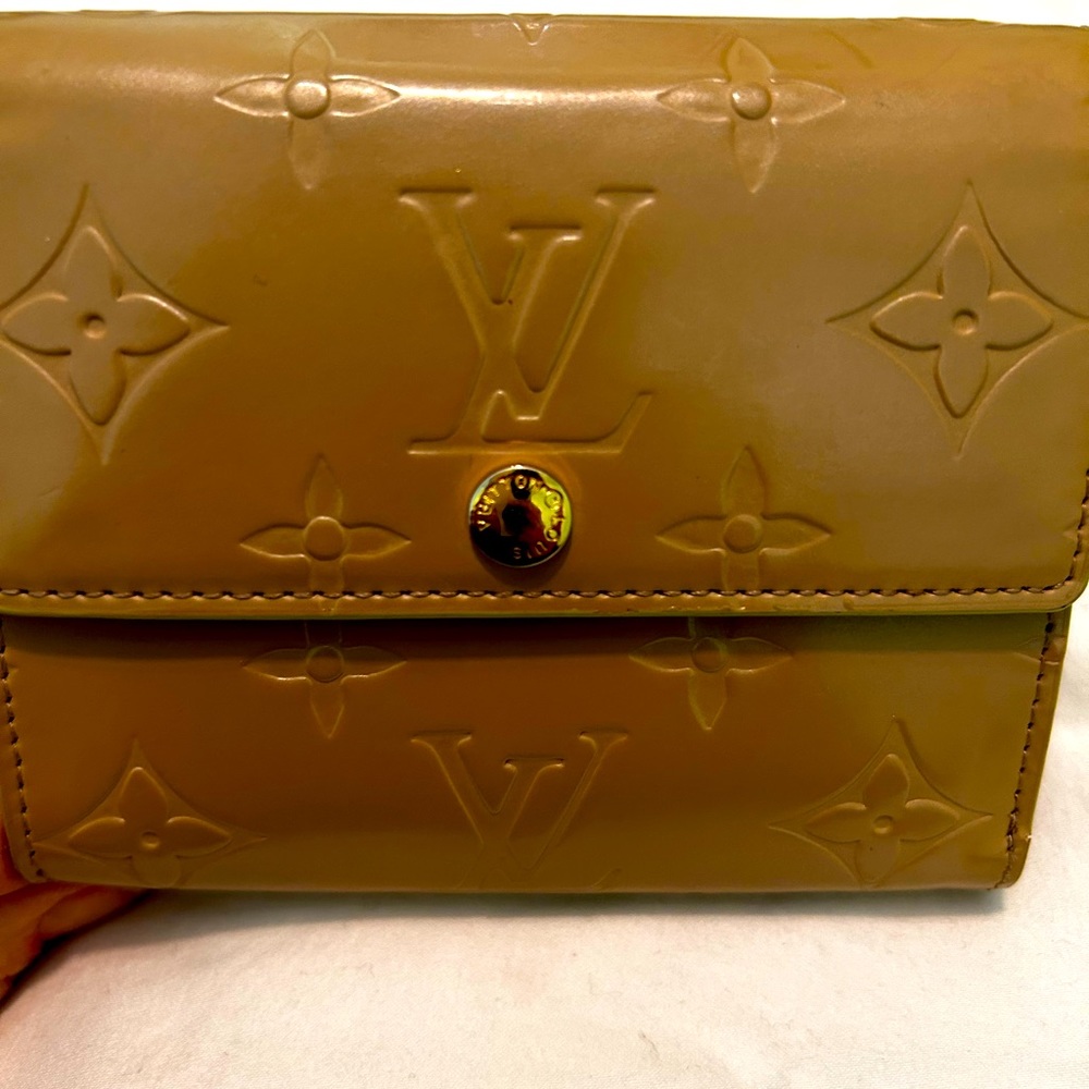 Wallet - Picture 9 of 9